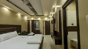 HOTEL BINAPANI Deluxe 1 - Room