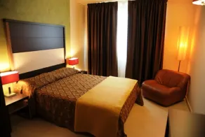 Viola Palace Hotel - Room