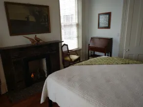 The Tiskilwa Inn - Room