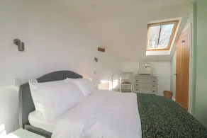Middle Tower - Camera