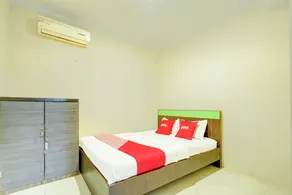 Hotel O Slawi Near Alun- Alu Slawi Formerly Boarding Inn - Room