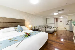 YOYO International Apartment - Room
