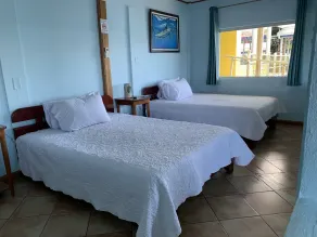 Banana Bay Marina - Habitación