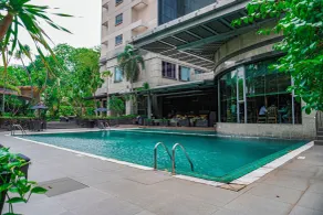 Hotel KIMAYA Slipi Jakarta By HARRIS - Pool