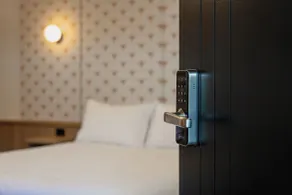 The Queens Hotel Gladstone - Room