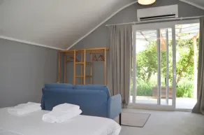 Quonset Glamping - Room