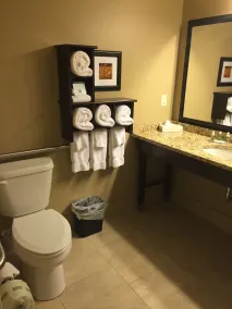 Grandstay Hotel & Suites Mount Horeb - Madison - Baño