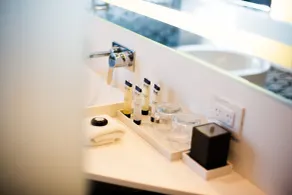 Pullman Sydney Airport - Bathroom