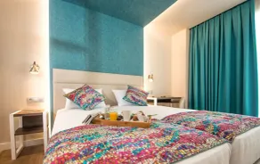 Arya Stadium Hotel - Chambre