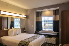 Quality Inn & Suites Caldwell I-77 - Værelse