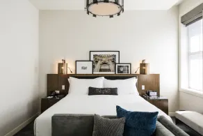 LondonHouse Chicago, Curio Collection by Hilton - Chambre