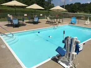 Cassville Four Seasons Inn & Suites - Pool