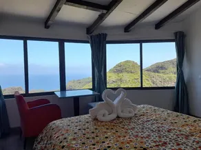 THE RETREAT - Room
