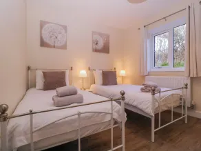Country Cottage - Room