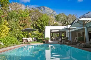 Fernwood Manor Boutique Guest House - Piscina