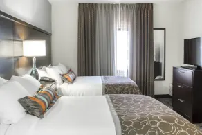 Staybridge Suites North Jacksonville by IHG - Chambre