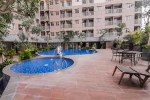 Brand New and Comfy Studio Baileys Apartment By Travelio - Piscine