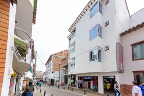 Hotel Gutier Rionegro - Image 1