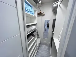 Stylish 2 Bedrooms Apartment by Miami Airport - Værelse