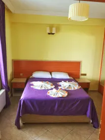 Aristo Pension - Habitación