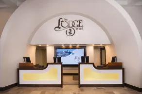 Appartement en copropriété entièrement équipé avec piscine chauffée et jacuzzi | Ski à proximité - Réception