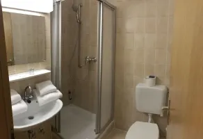 Gästehaus der Abtei Sayn - Bathroom