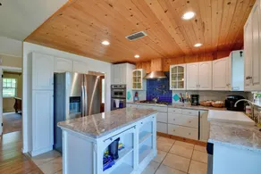 Paradis familial ensoleillé en bord de lac avec terrasse et 2 kayaks - Intérieur
