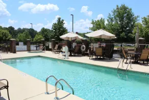 Lexington Expo Hotel by IHG - Piscine