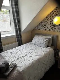 DunMoore Guesthouse - Room
