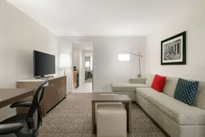Embassy Suites by Hilton Philadelphia Valley Forge - Chambre