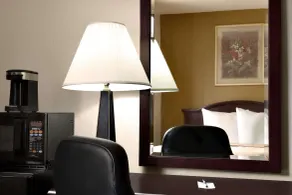 Travelodge by Wyndham La Porte/Michigan City Area - Chambre
