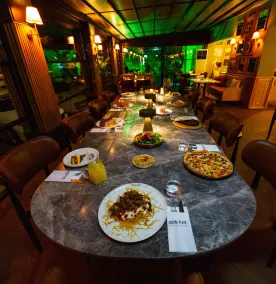 Alan Suites - Restaurante