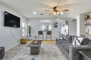 Peaceful Home w/ Yard: 10 Mi to Sugar Land Sq - Interiør