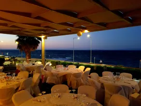 Elysion Hotel - Restaurant