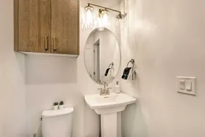 3-Story Provo Townhome: 1 Mi to BYU! - Innenbereich