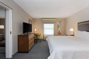 Hampton Inn & Suites Fort Myers Beach/Sanibel Gateway - Room