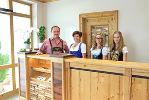 Hotel-Gasthof Zum Oberen Wirt - Reception