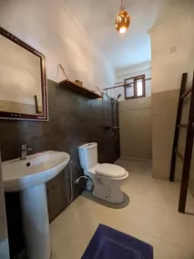 Dickwella Beach - Bathroom