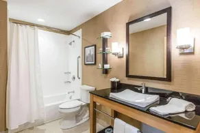 Wyndham Avon - Baño