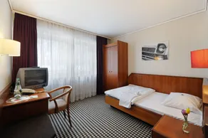 Ambassador Parkhotel - Chambre