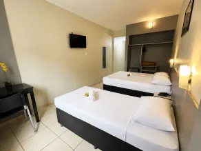 Riviera Hotel by Bsb Inn - Rom