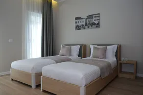 Alis Hotel - Room