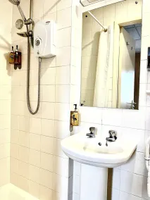 Clifton Court Hotel - Chambre