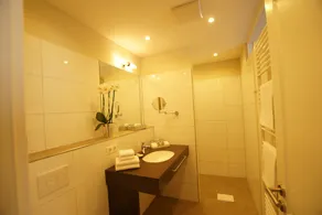 Hotel Villa Sanct Peter - Bathroom