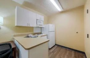 Extended Stay America Suites - Fort Lauderdale - Cypress Creek - Andrews Ave - Chambre