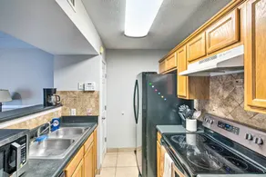 La Vergne Townhome: 22 Mi to Dtwn Nashville! - Innvendig