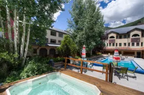 Lulu City 3F 2 Bedroom Condo By Accommodations in Telluride - Piscine
