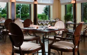 Hotel Kuracyjny Spa & Wellness - Restaurant