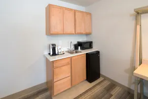 Holiday Inn Express & Suites La Porte by IHG - Room