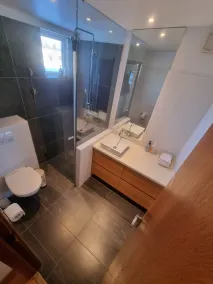 Spói Guesthouse - Baño